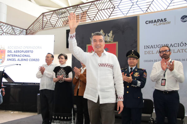 Inaugura Rutilio Escandón Infraestructura Del Aeropuerto Internacional Ángel Albino Corzo
